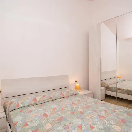 Сasa de vacaciones Delphino - Rei250 By Interhome