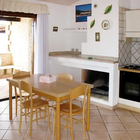Delphino - Rei250 By Interhome